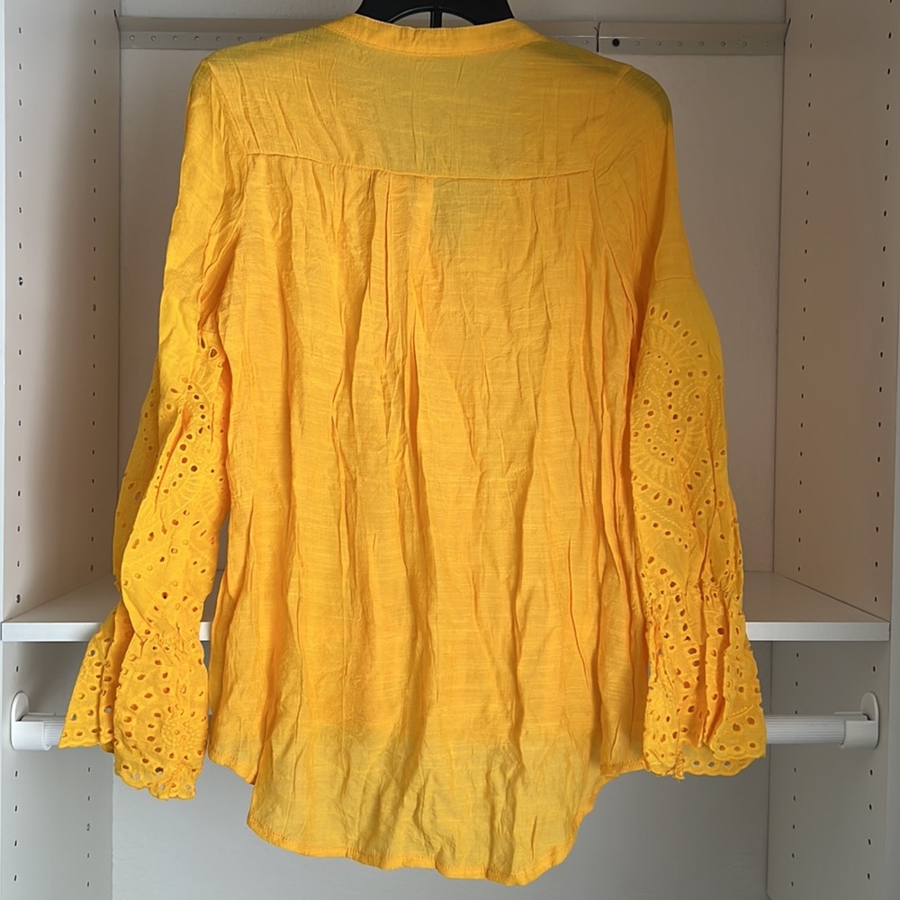 Yellow button down blouse - Picture 2 of 4